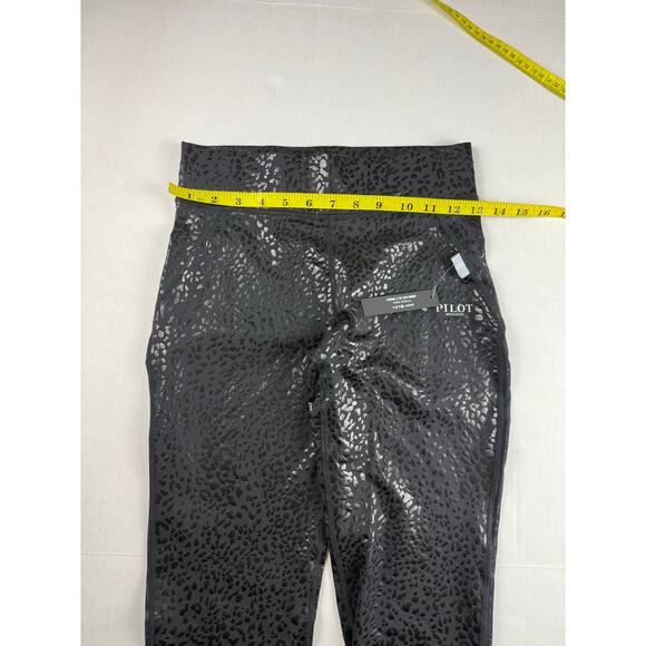 Pilot Carbone Black Leopard Print Leggings - Size Small - Picture 4 of 8